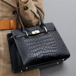Women's Genuine Leather Alligator Texture Handbag